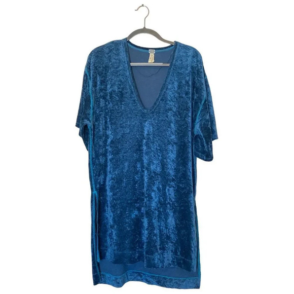 FREE PEOPLE The Luxe Extended Tee in Navy Velvet Size Extra Small Revolve - Picture 2 of 7